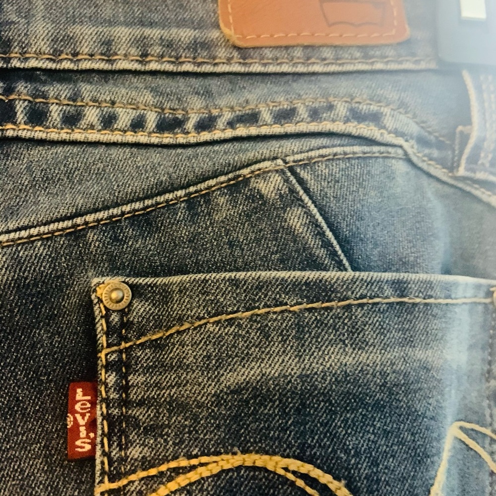 Jeens - Picture 8 of 10